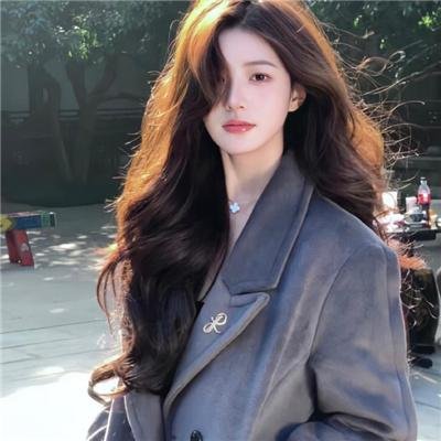 无边春色戏两儍